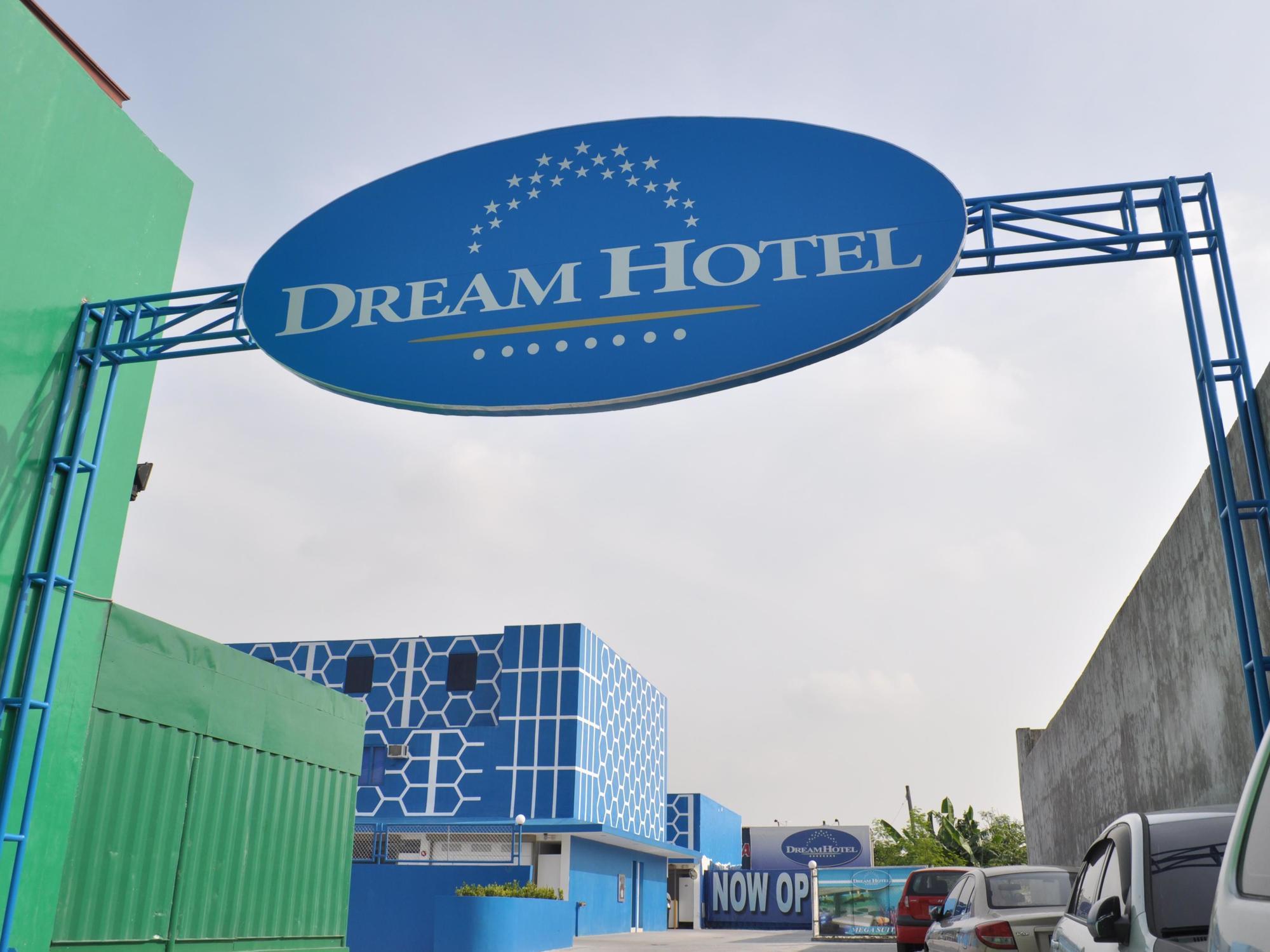 Hotel Dream World Las Piñas Exteriör bild