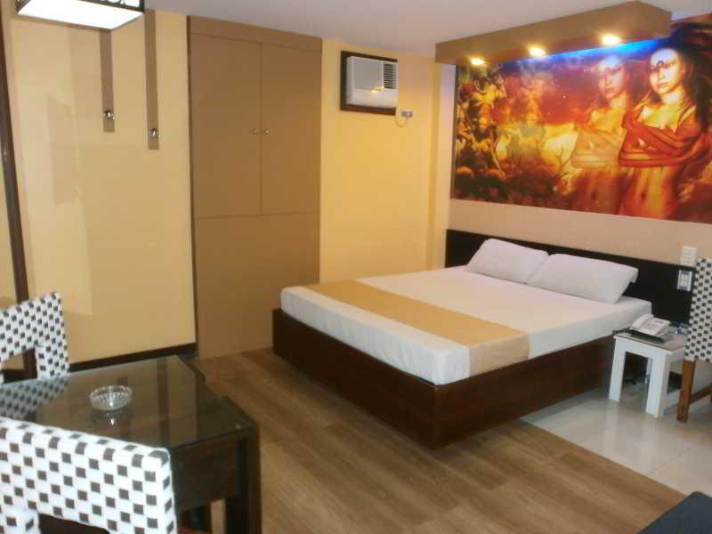 Hotel Dream World Las Piñas Exteriör bild